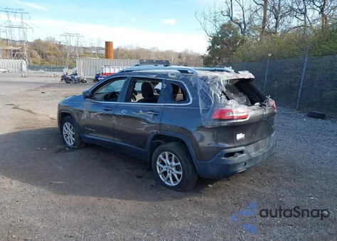 2015 Jeep Cherokee Latitude z USA, uszkodzony, nr VIN 1C4PJMCS9FW551307